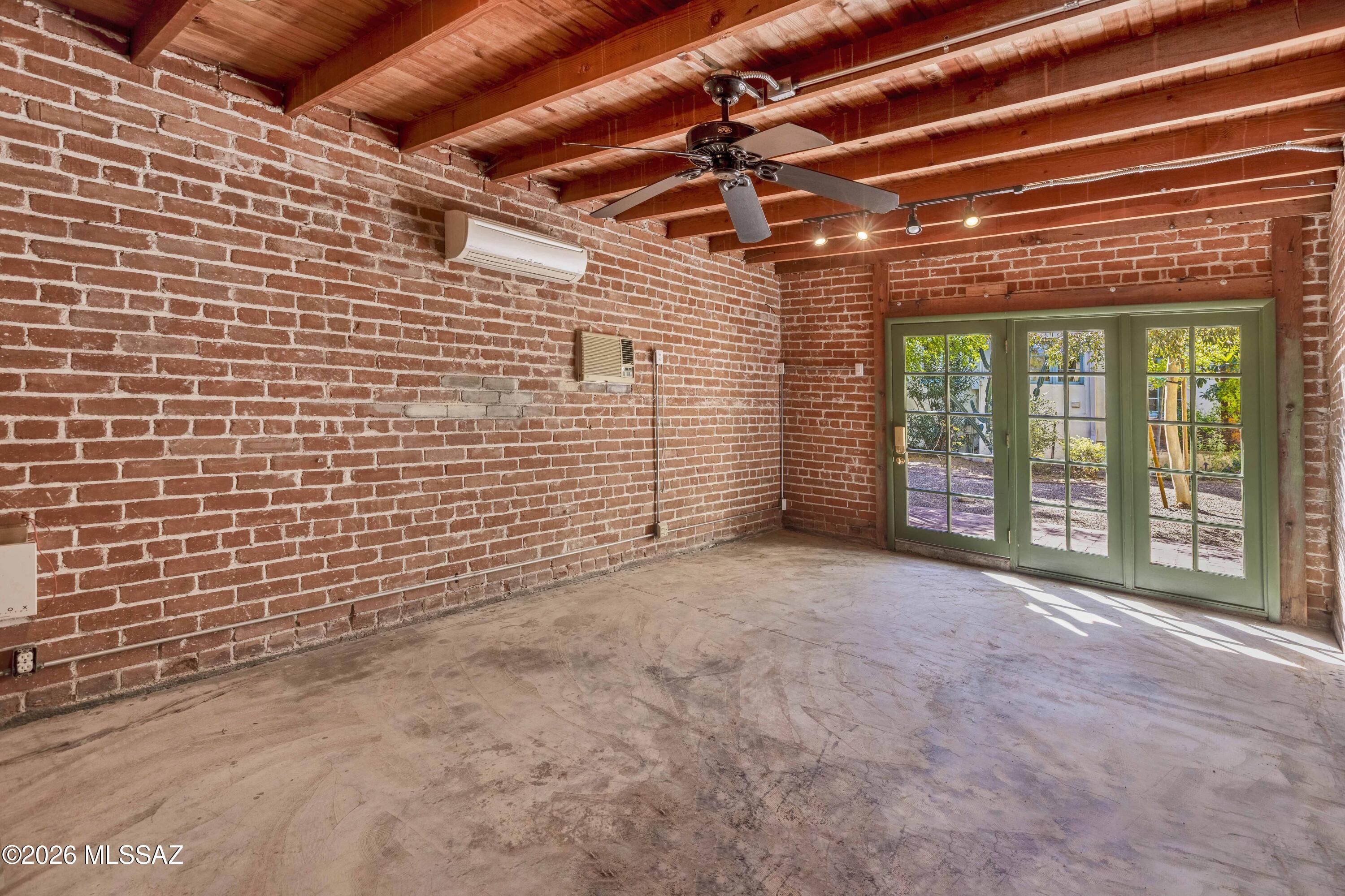 1925-1931 E Lee Street