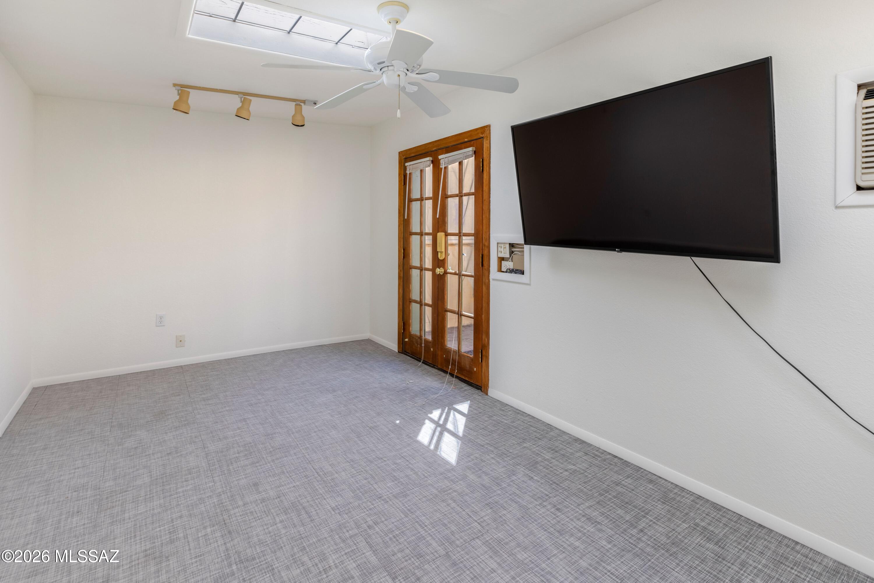 1925-1931 E Lee Street