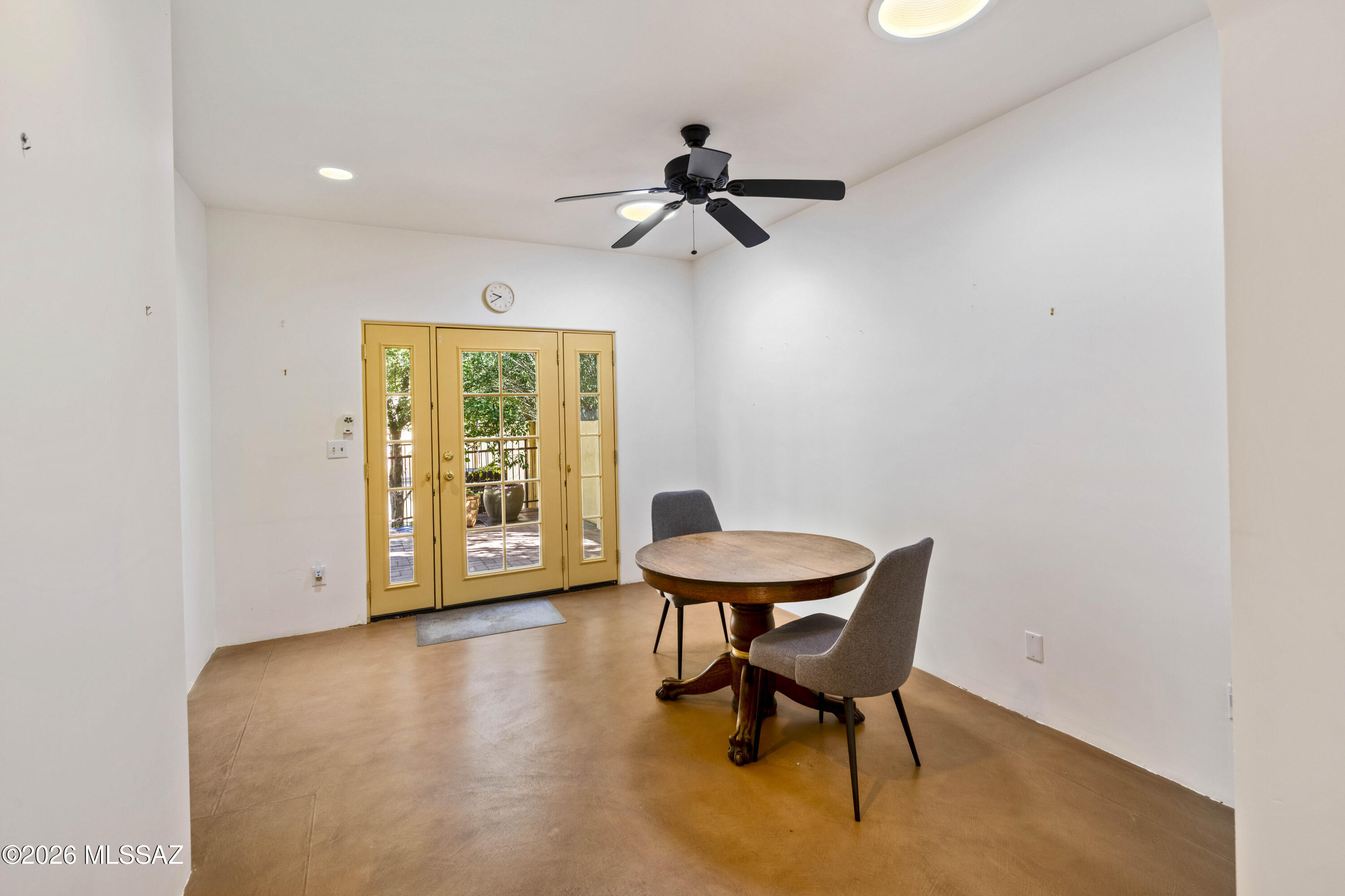 1925-1931 E Lee Street