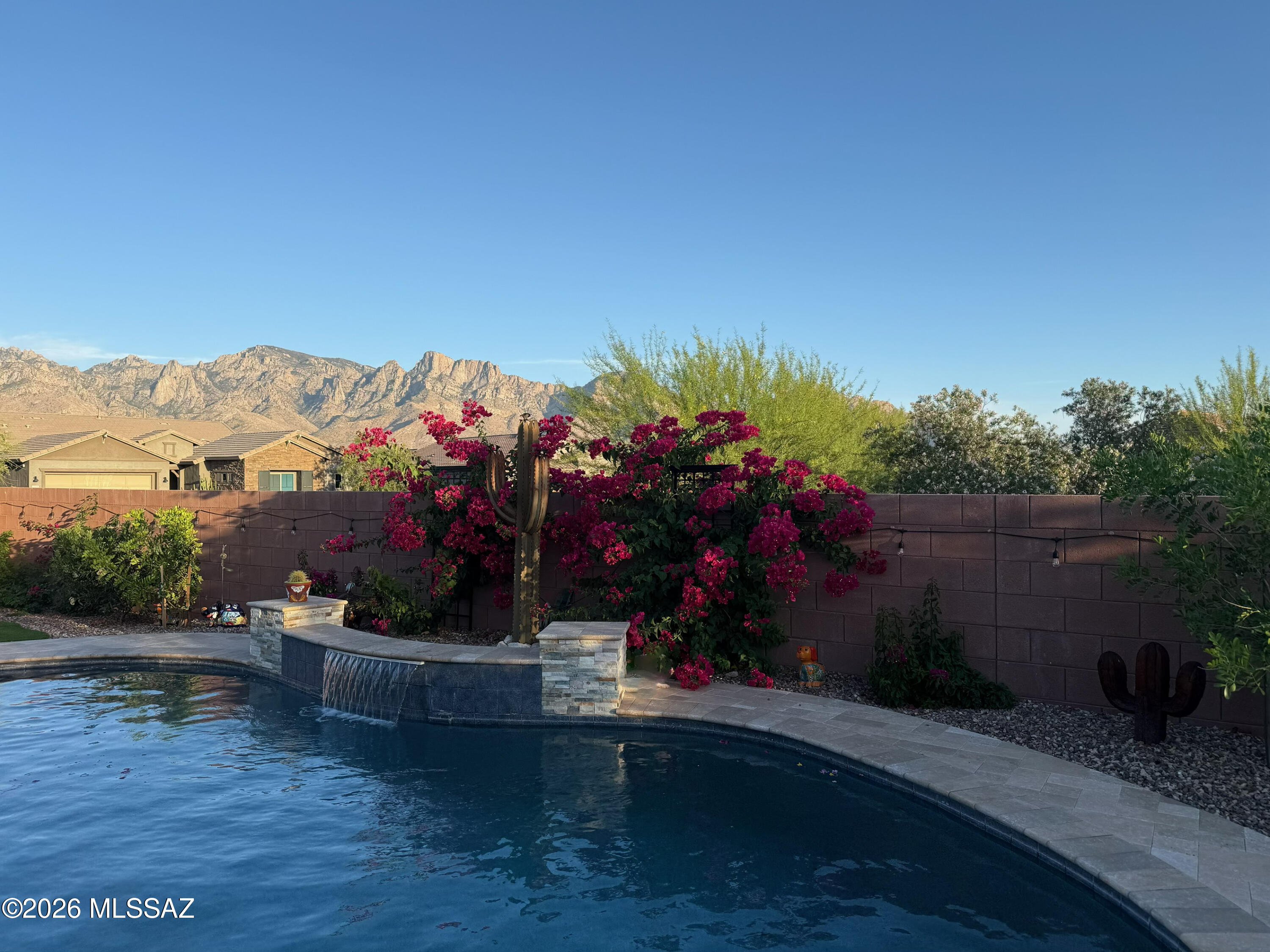 756 E Nubra Valley Place