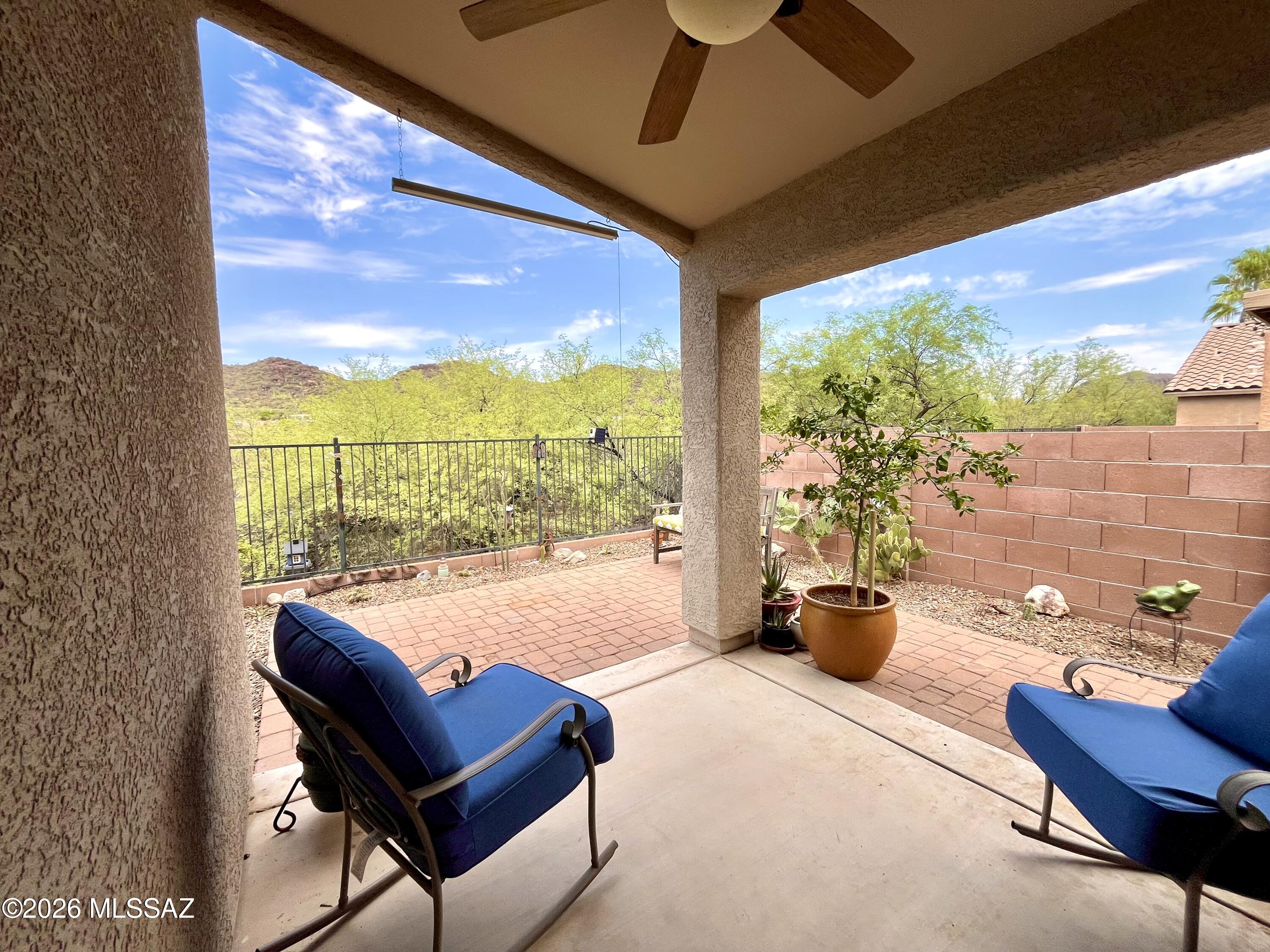 8869 N Misty Brook Drive