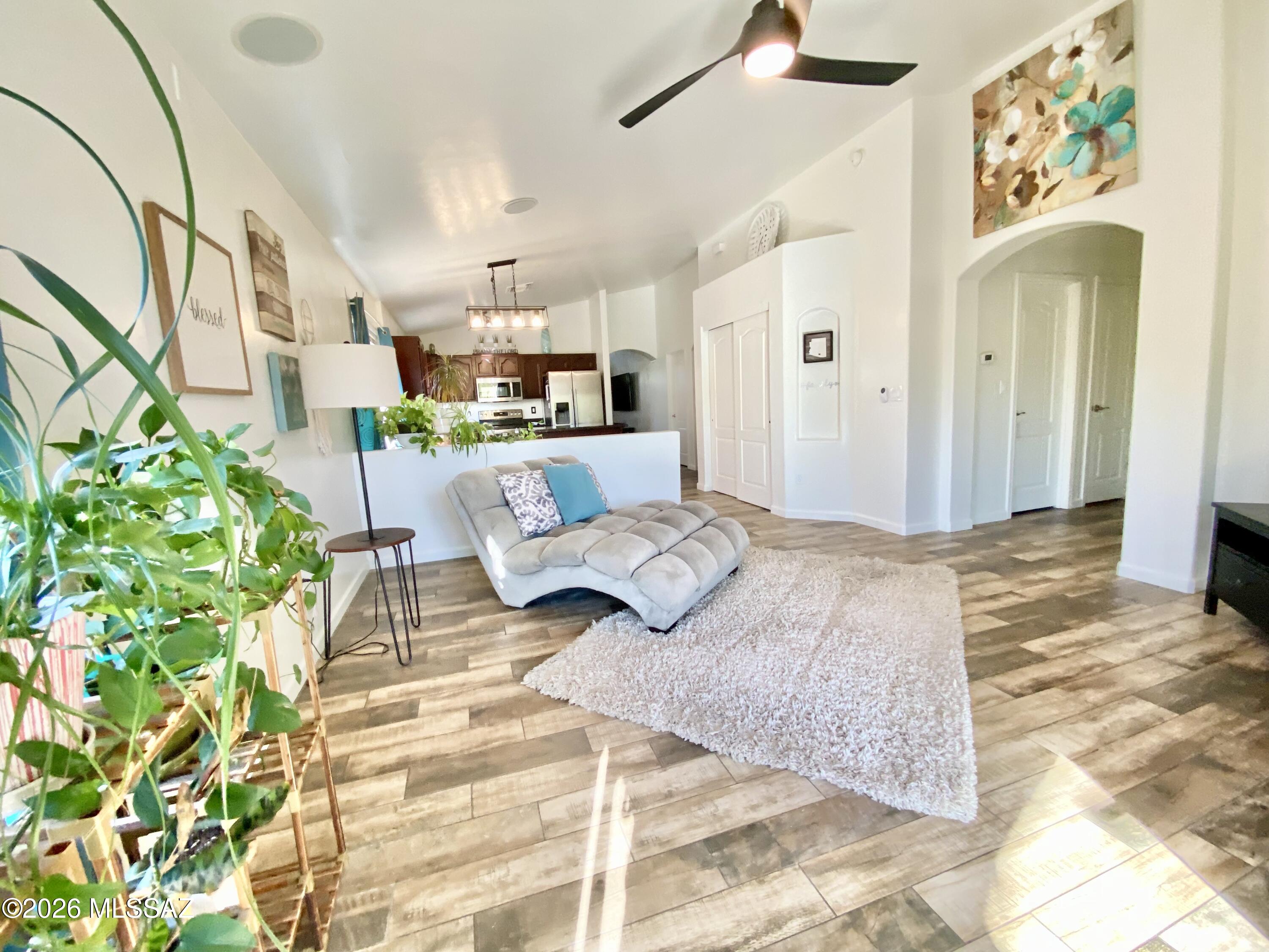 8869 N Misty Brook Drive