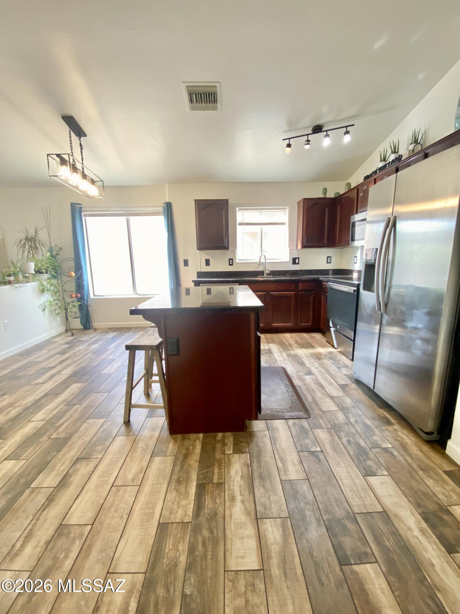 8869 N Misty Brook Drive