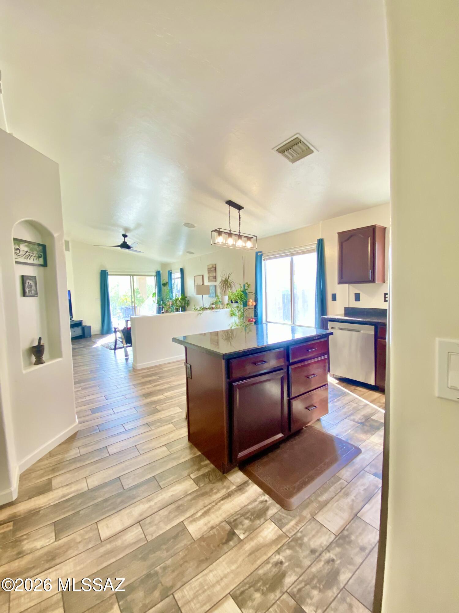 8869 N Misty Brook Drive