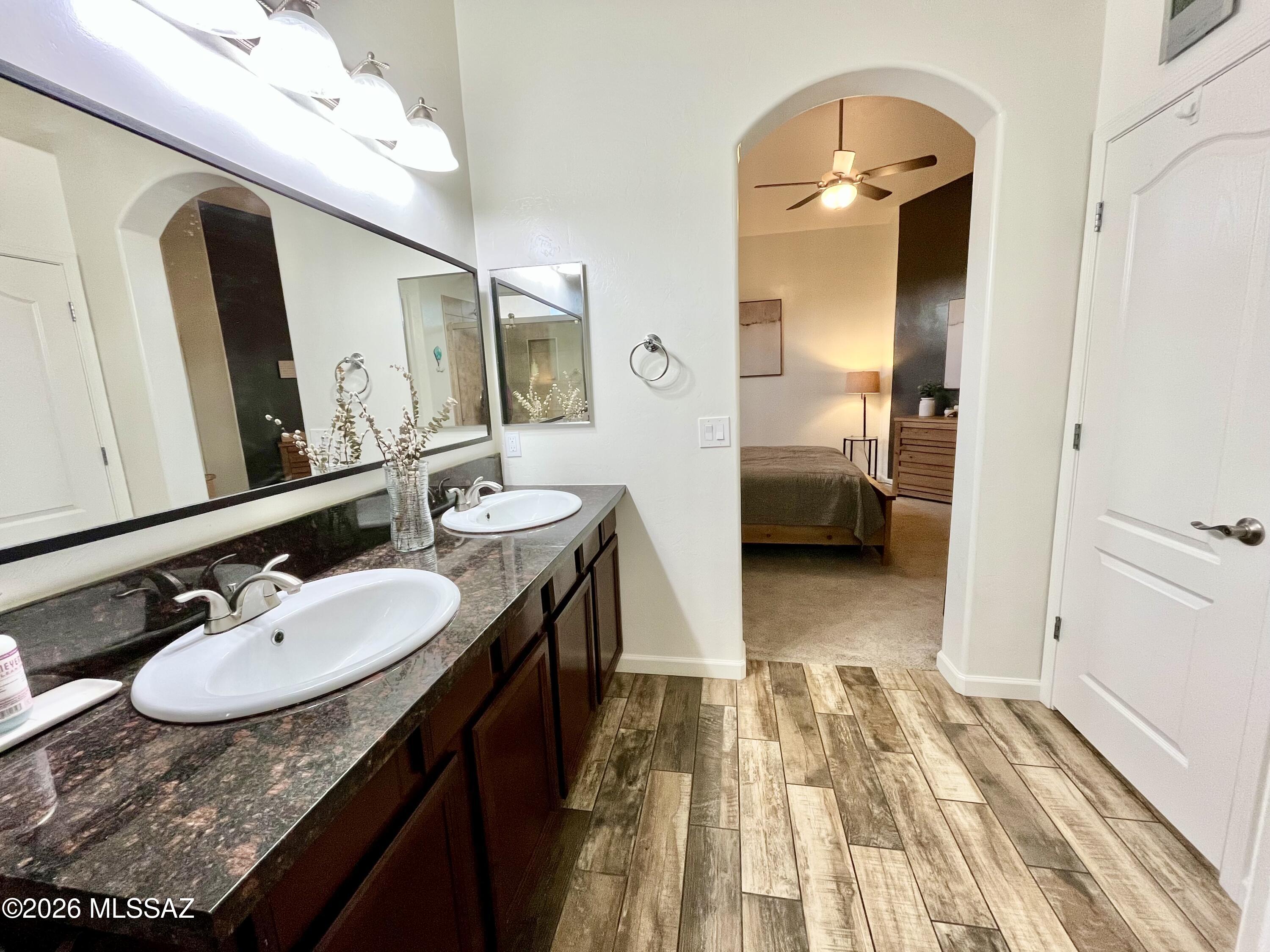 8869 N Misty Brook Drive