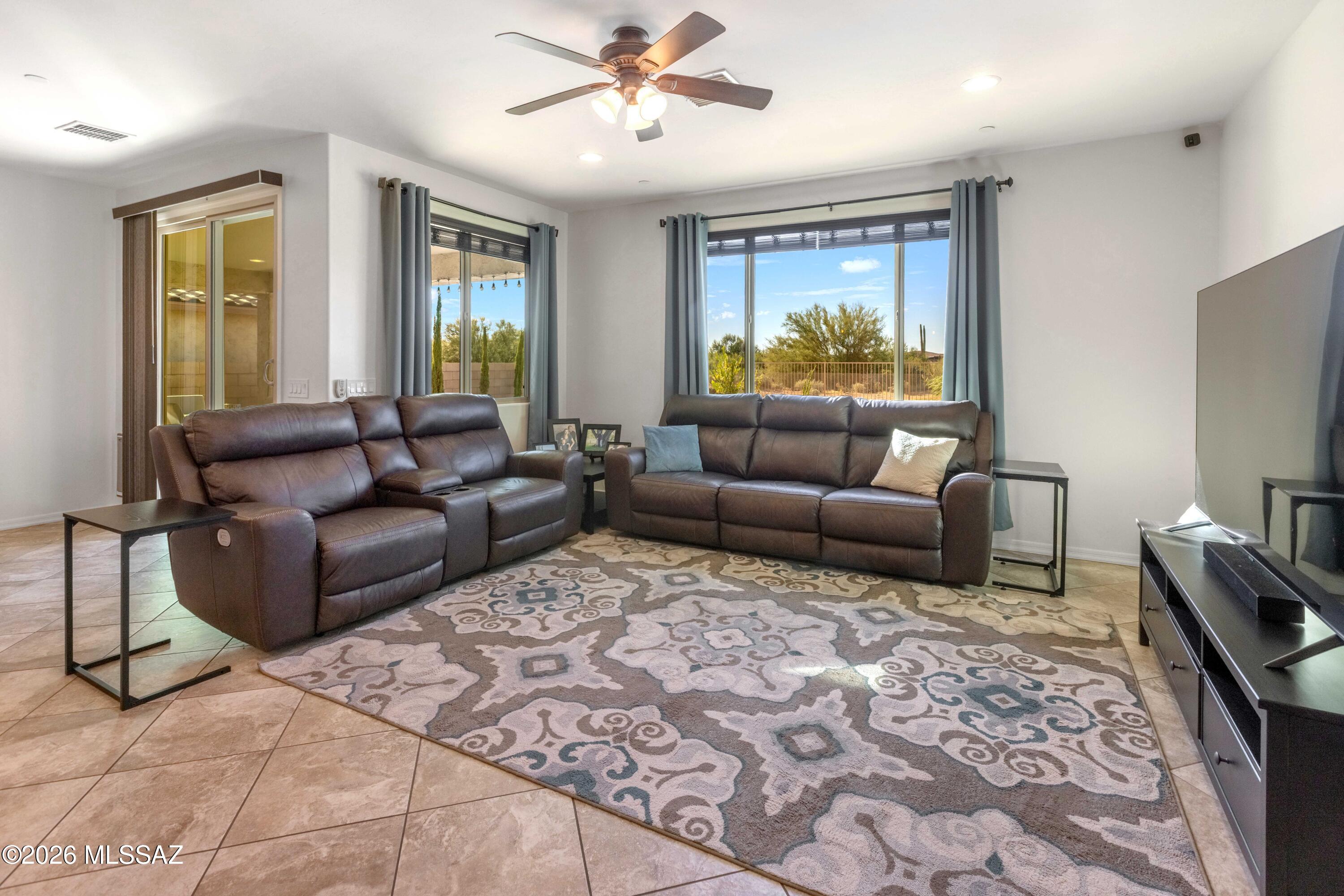 12421 N Summer Wind Drive