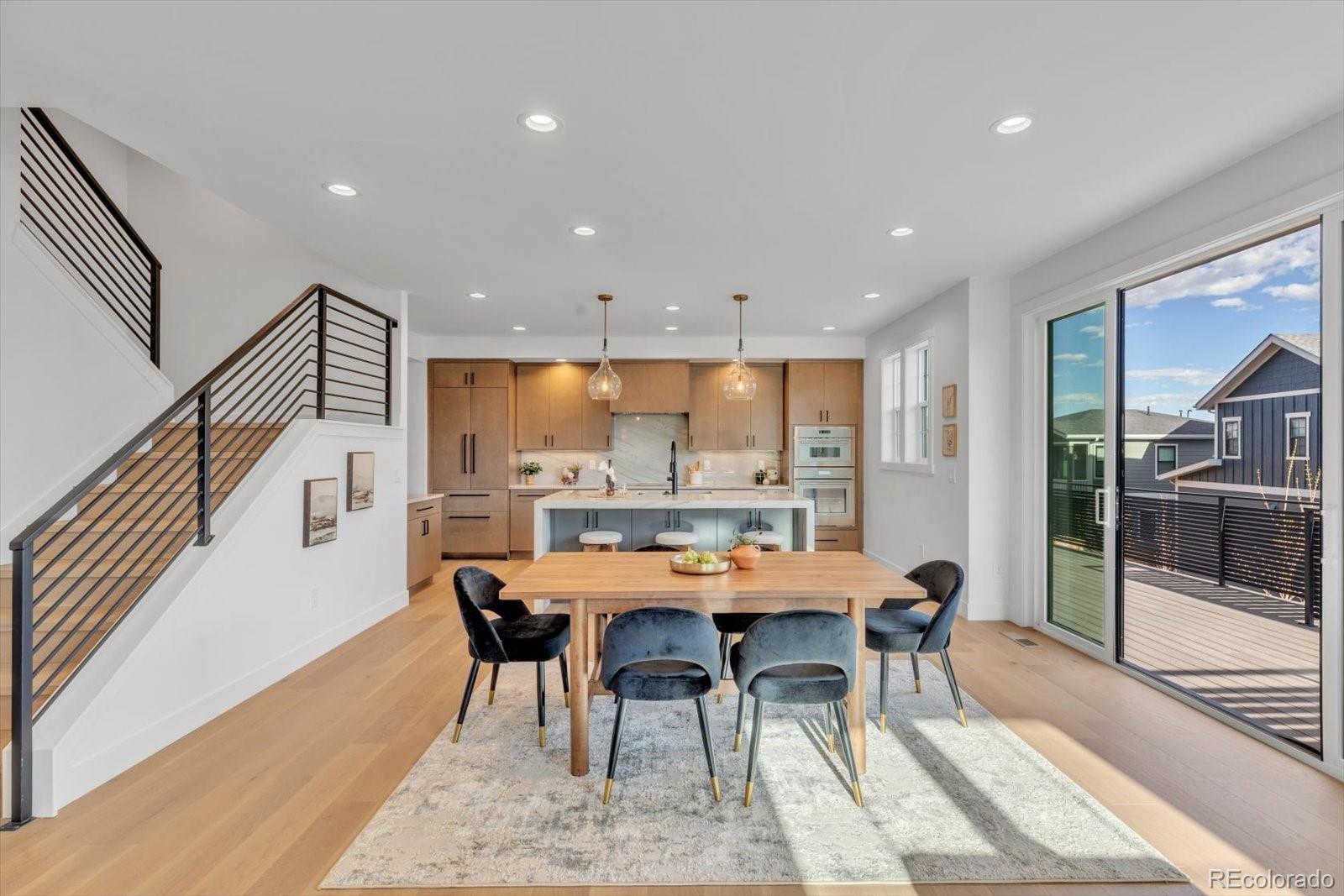942 Sunflower Street