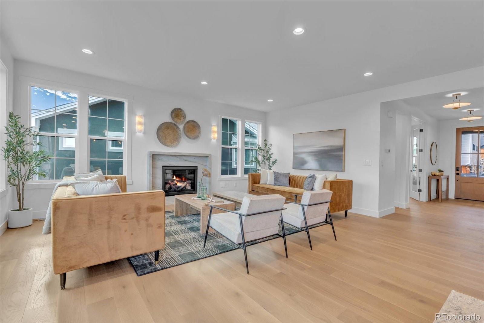942 Sunflower Street