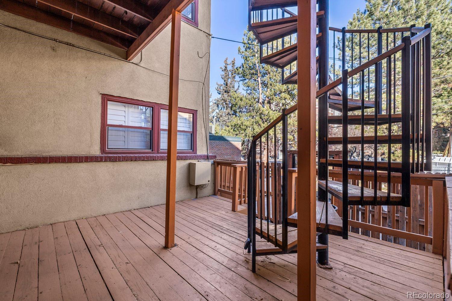 1640 N Downing Street Unit: 104