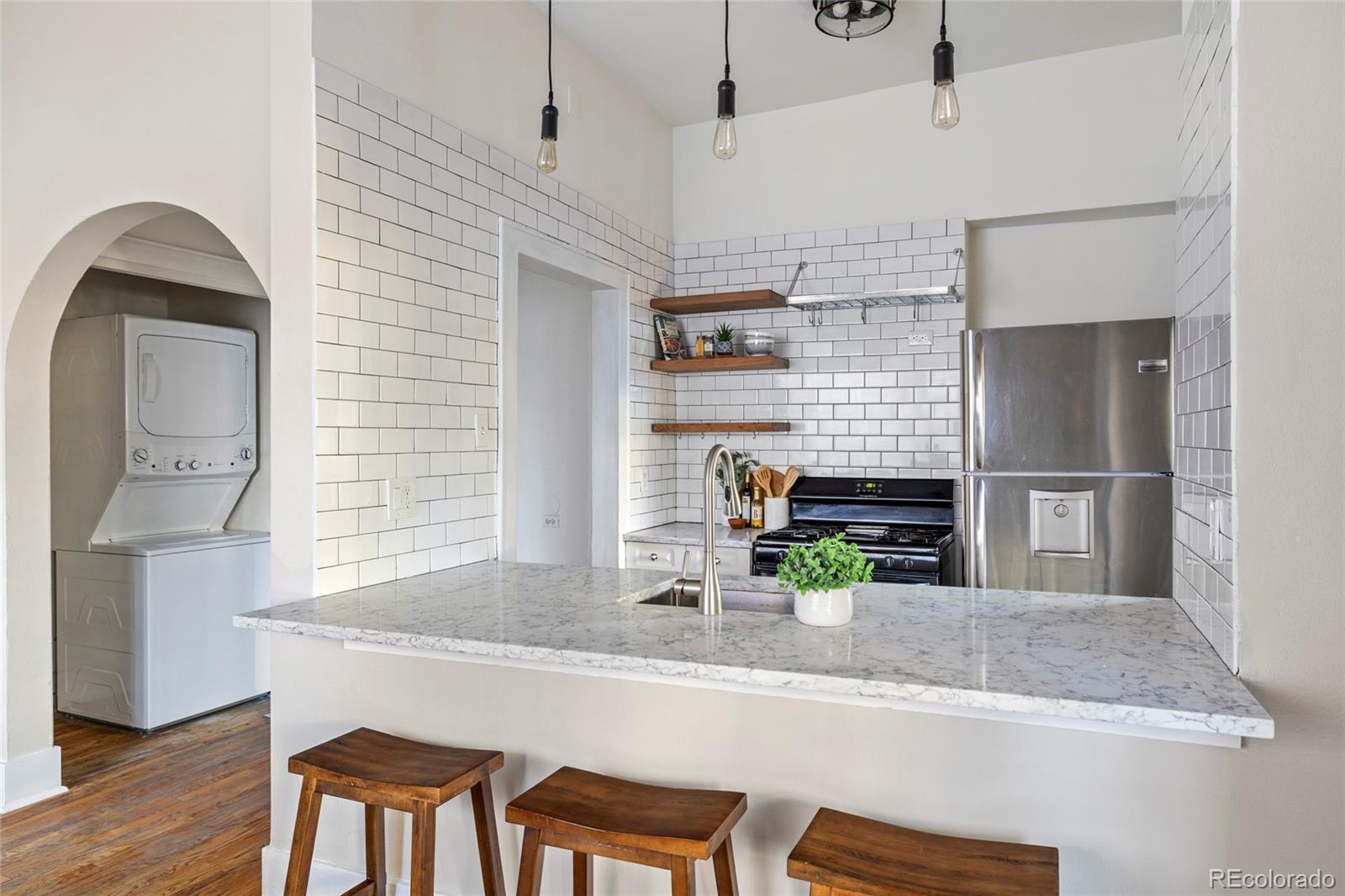 1640 N Downing Street Unit: 104