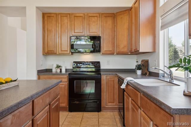 2237 Linden Place