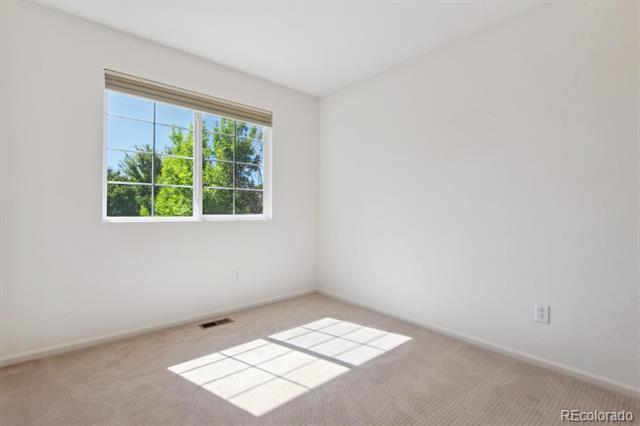 2237 Linden Place
