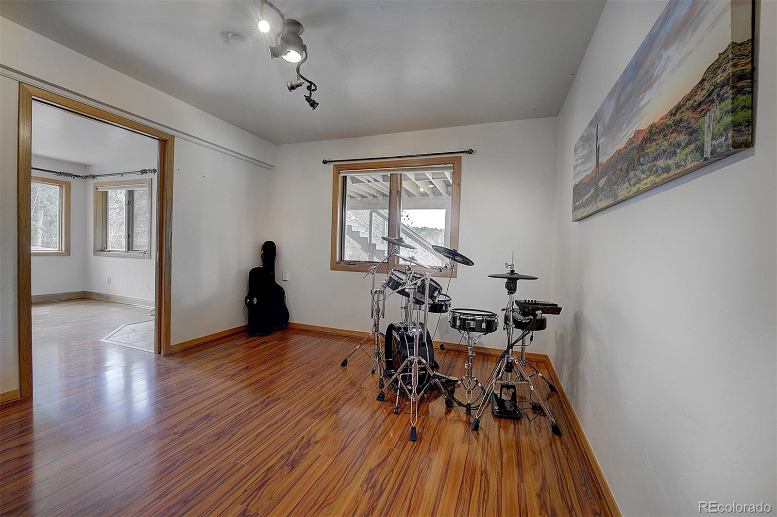 27987 Richmond Hill Road