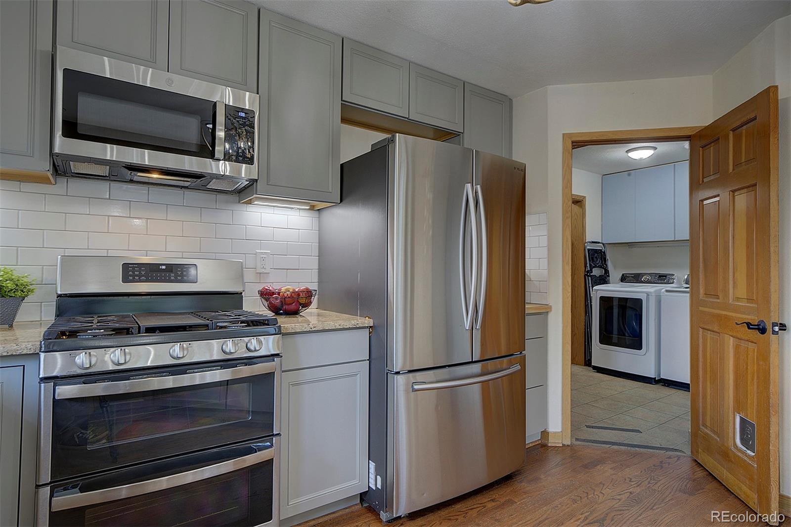 27987 Richmond Hill Road