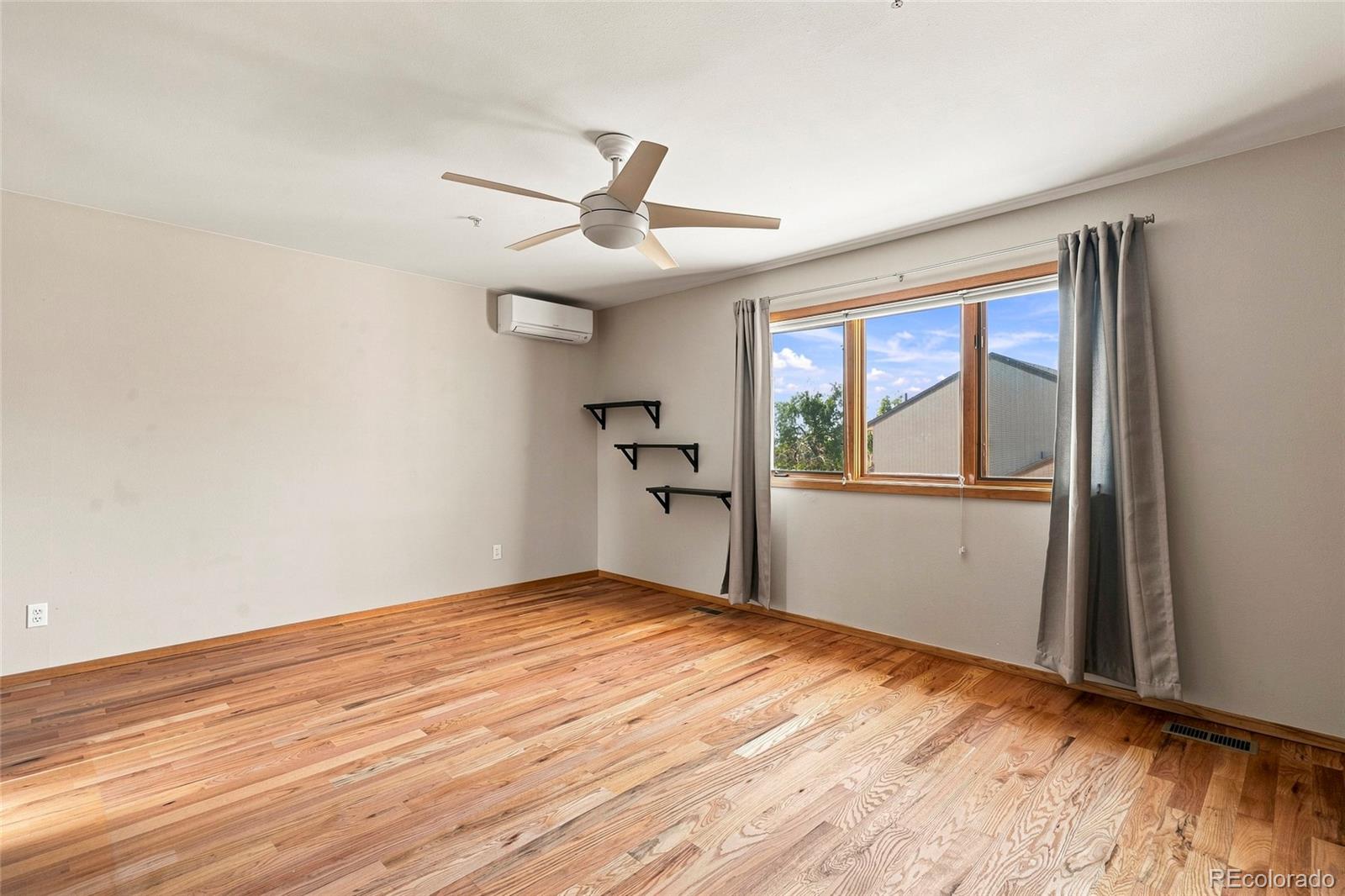 2962 Kalmia Avenue Unit: 32