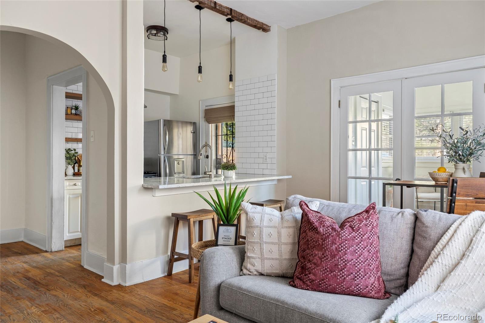 1640 N Downing Street Unit: 104