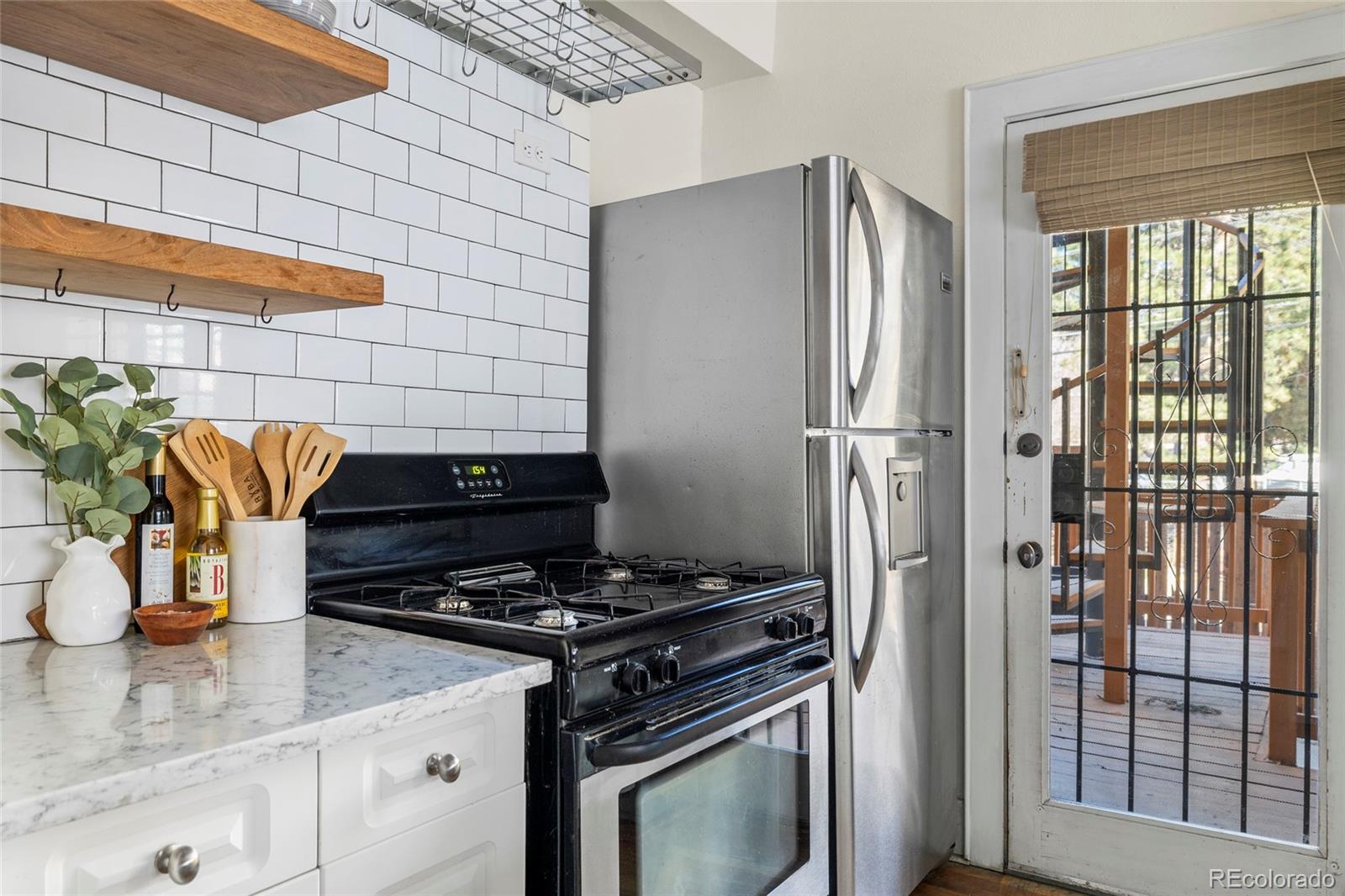 1640 N Downing Street Unit: 104