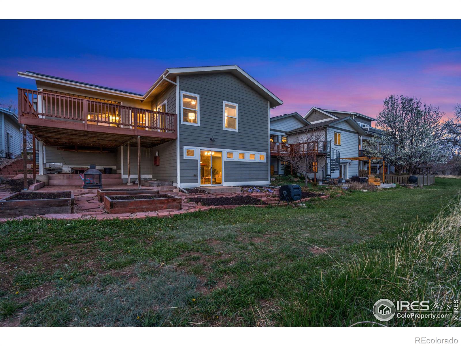 2327 W Tarragon Lane