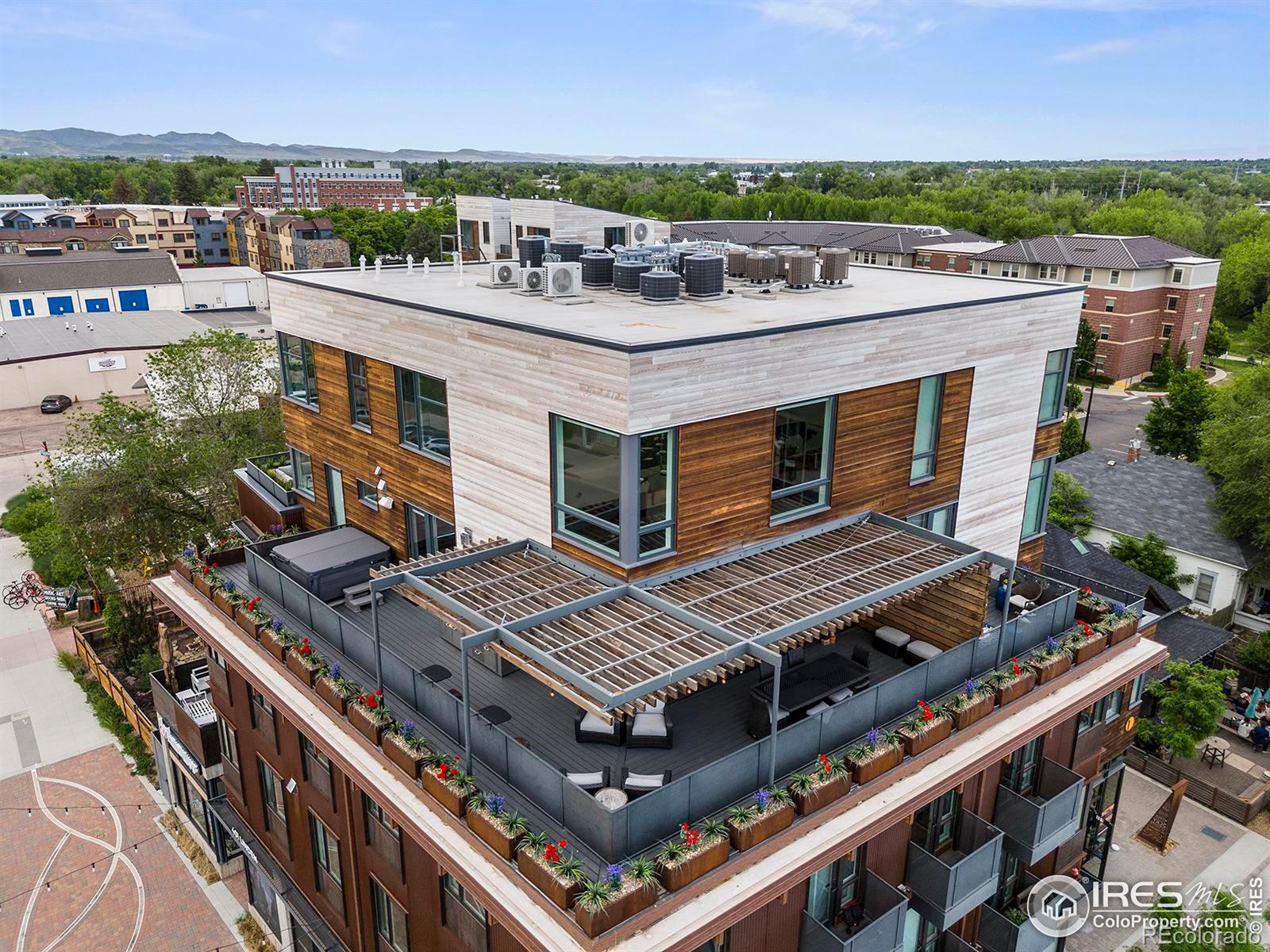 401 Linden Street Unit: 1-403