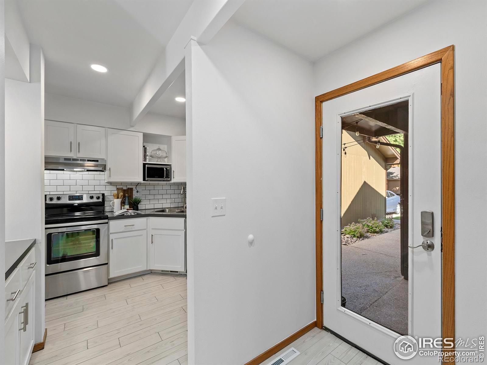 1906 Waters Edge Street Unit: E