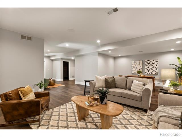 6379 Foundry Court