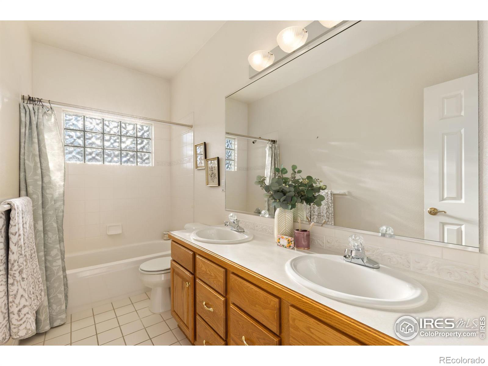 6089 Fox Hill Drive