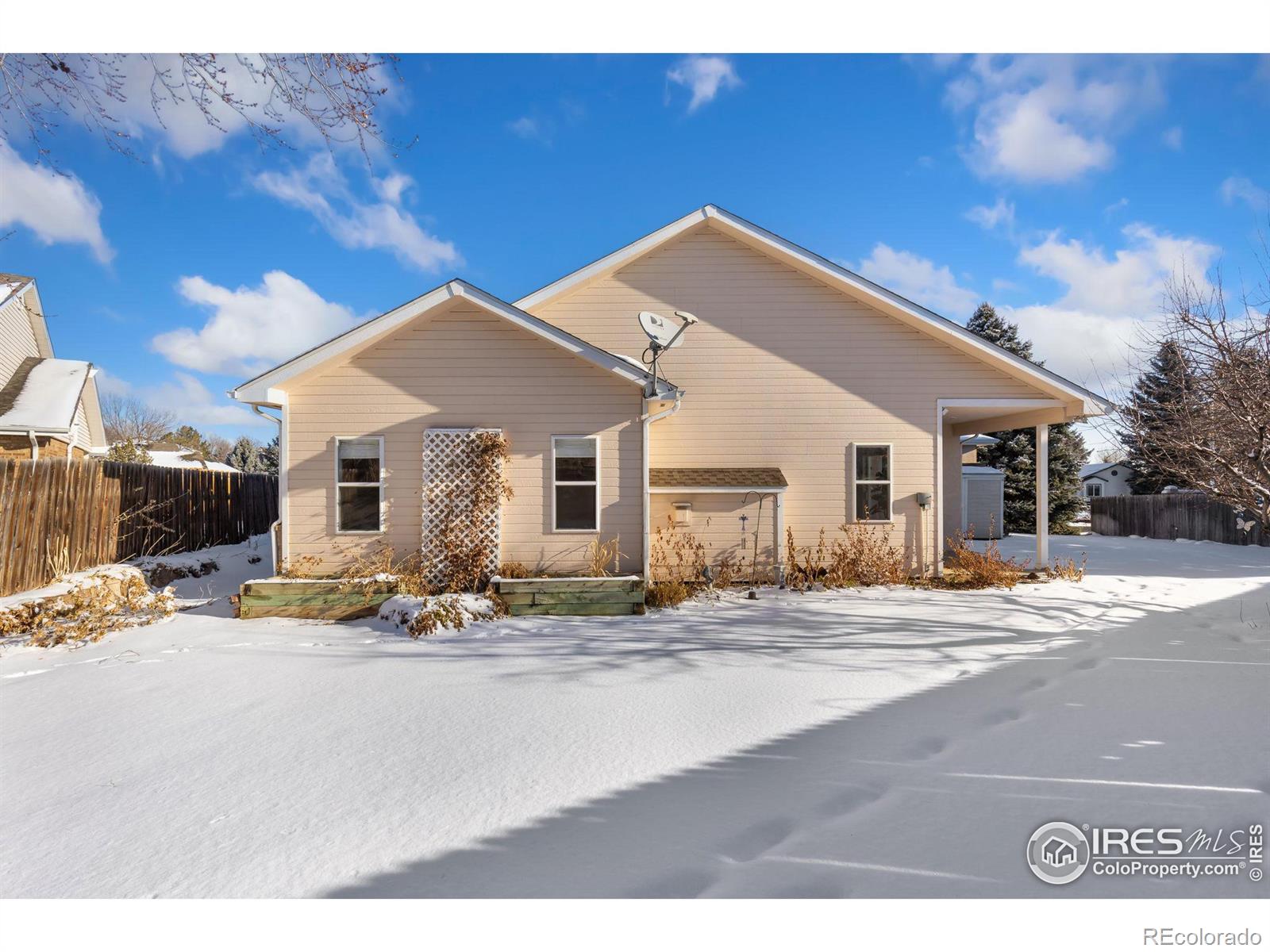 6089 Fox Hill Drive