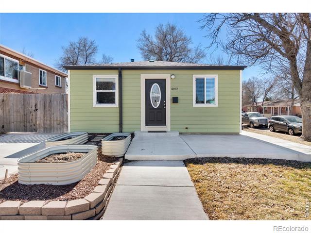 4692 W Alaska Place