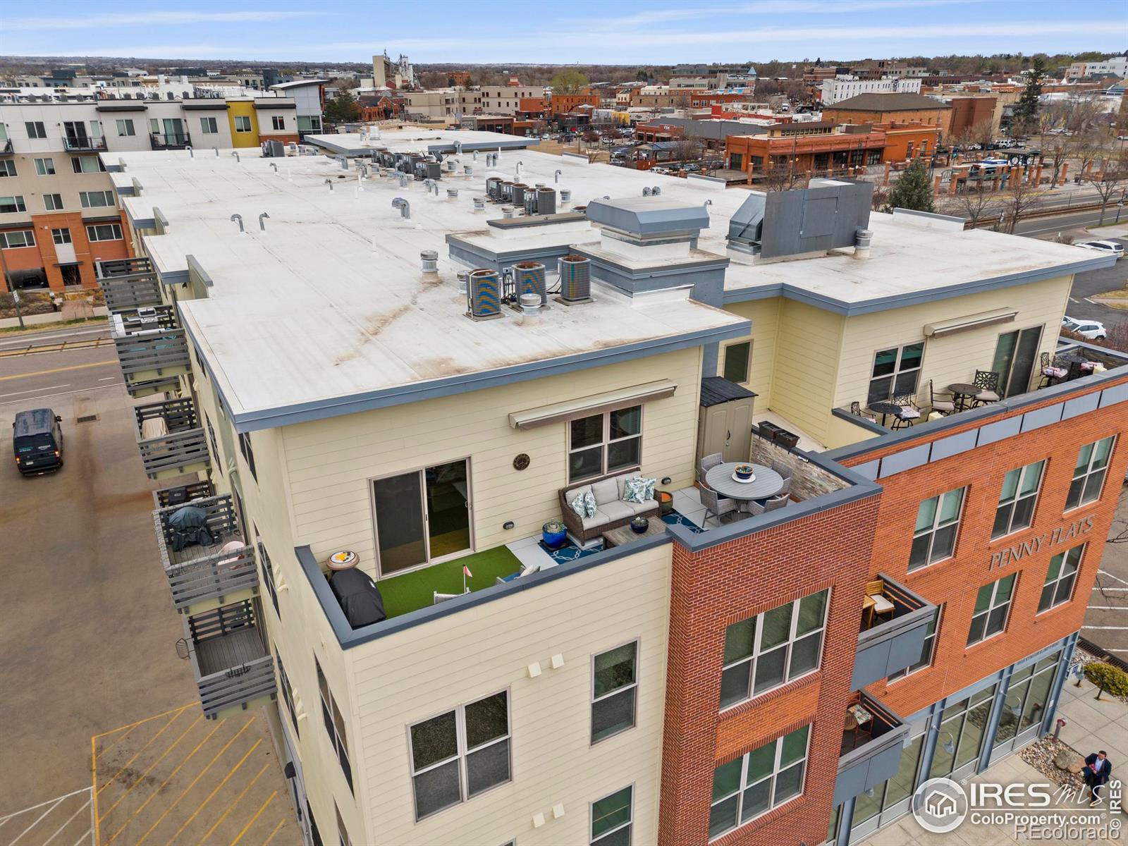204 Maple Street Unit: 401