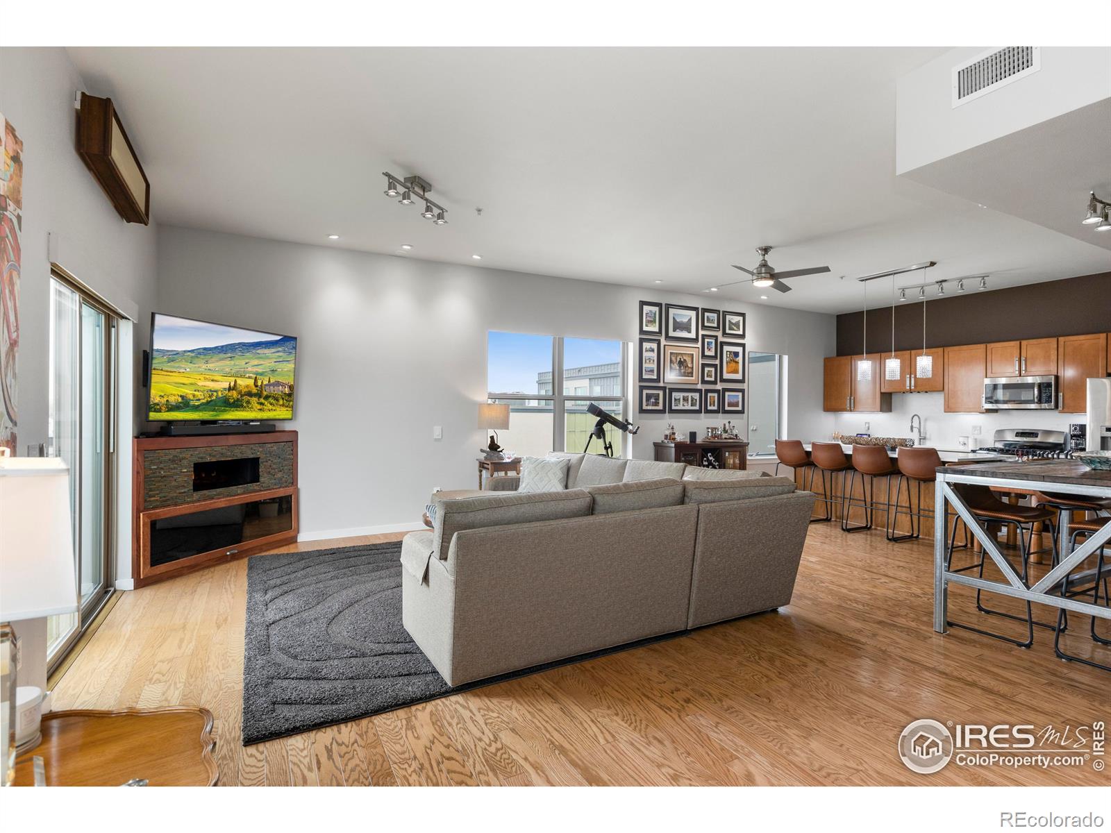 204 Maple Street Unit: 401
