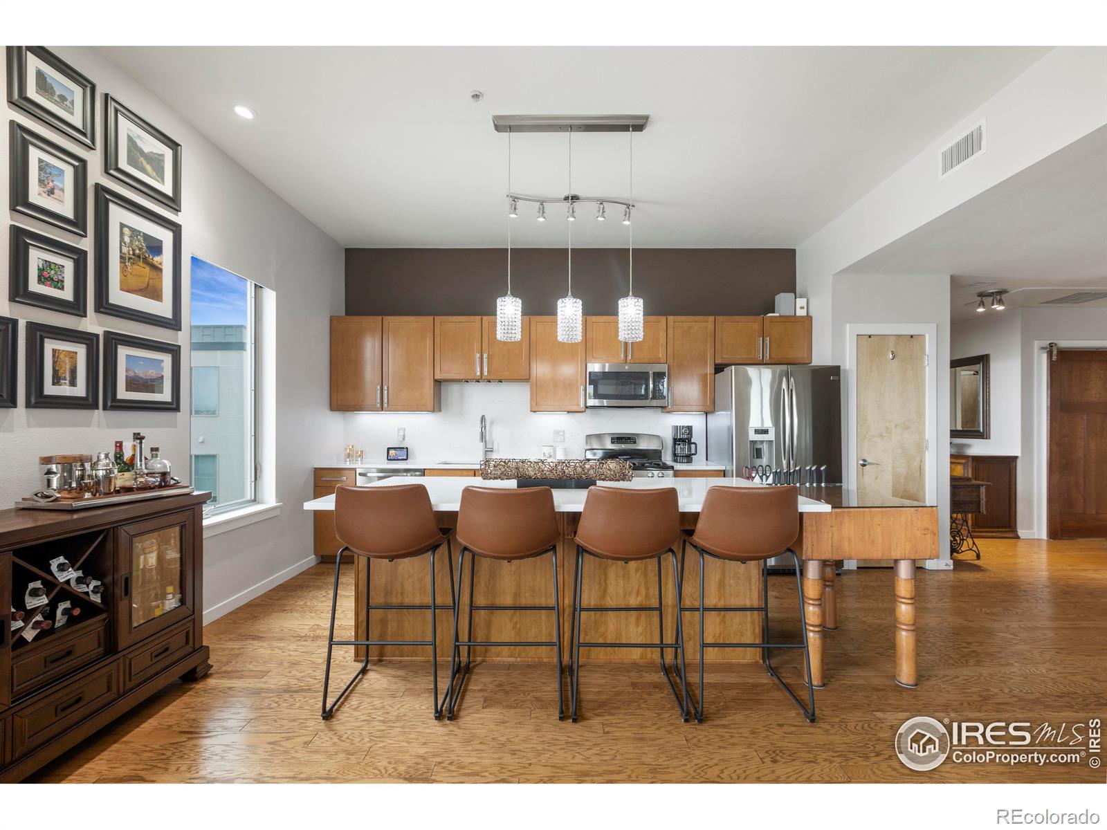 204 Maple Street Unit: 401