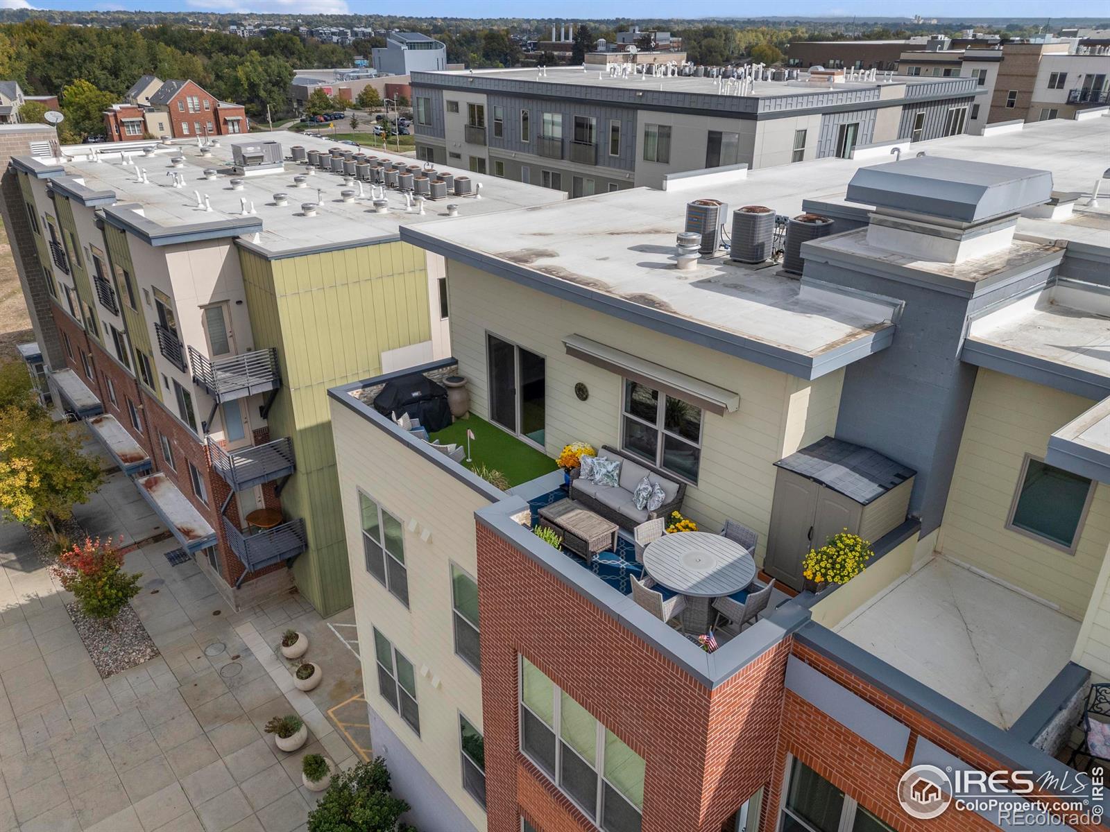 204 Maple Street Unit: 401