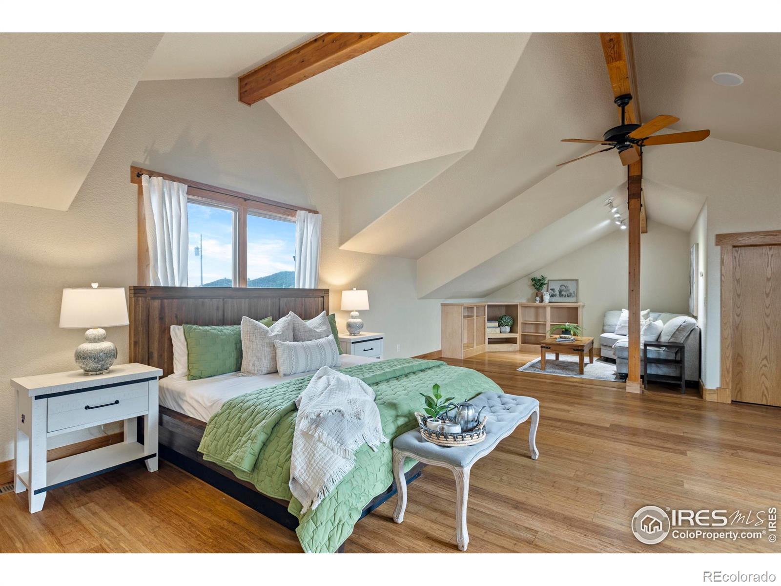 4736 Rim Rock Ridge Road