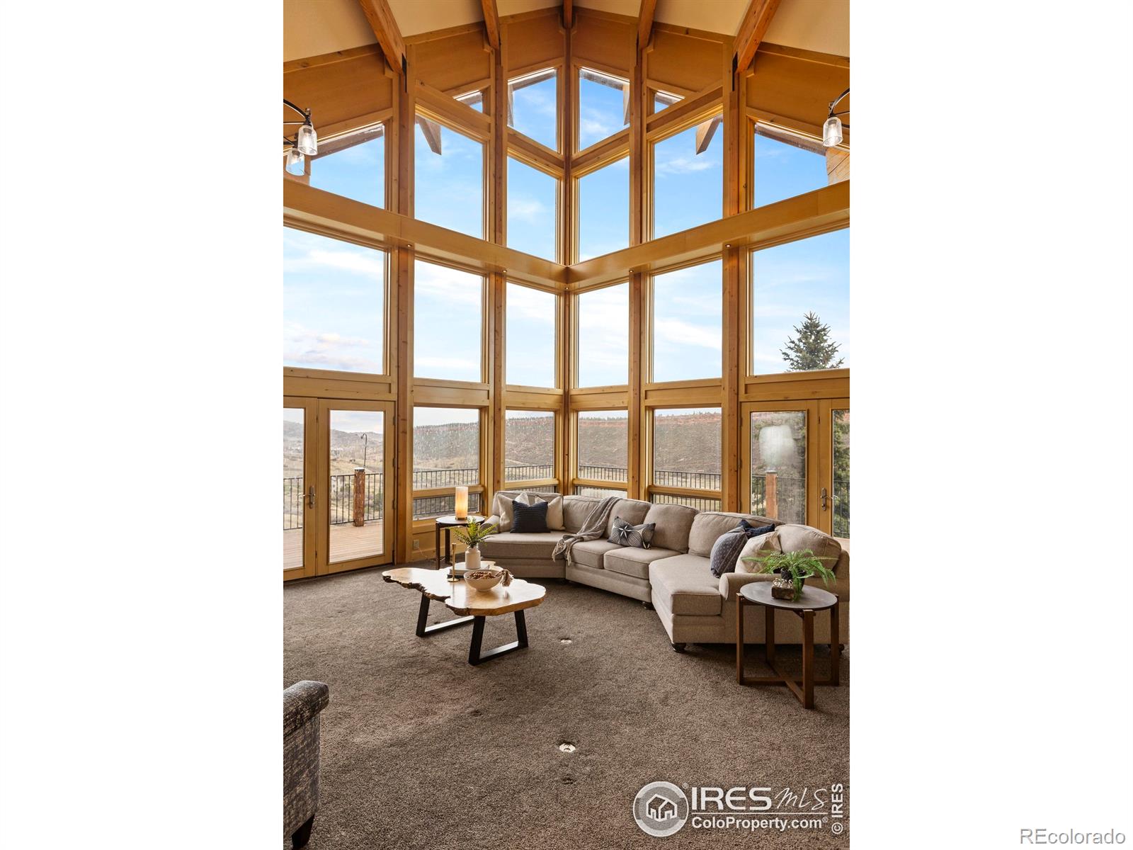 4736 Rim Rock Ridge Road