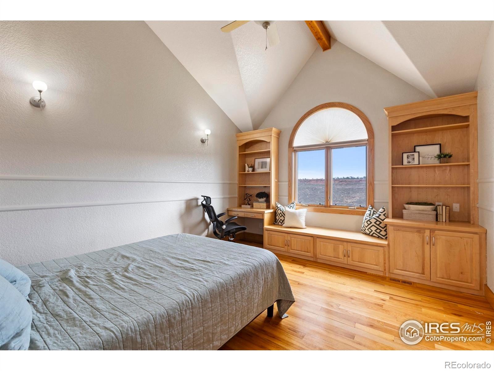 4736 Rim Rock Ridge Road