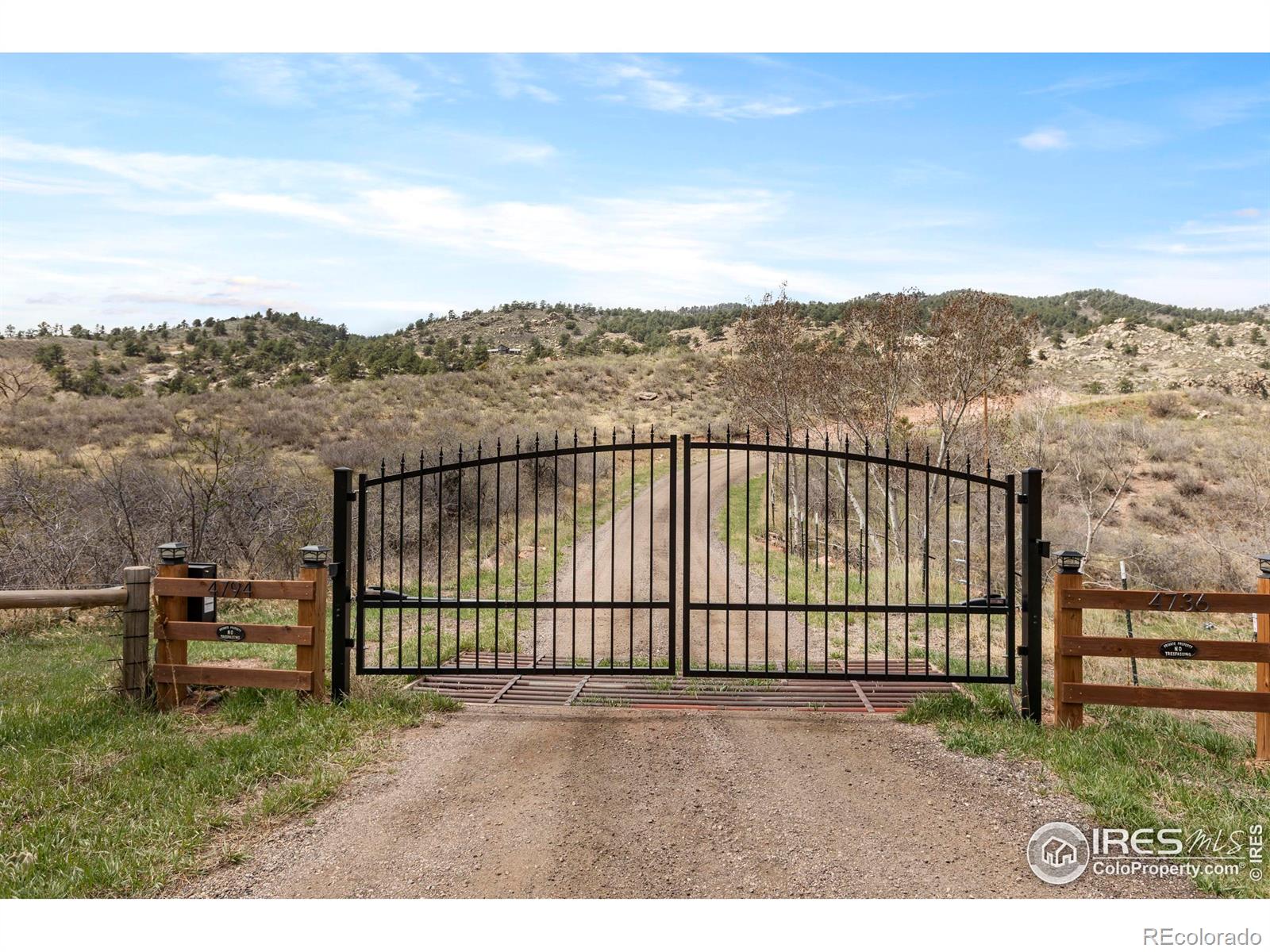 4736 Rim Rock Ridge Road