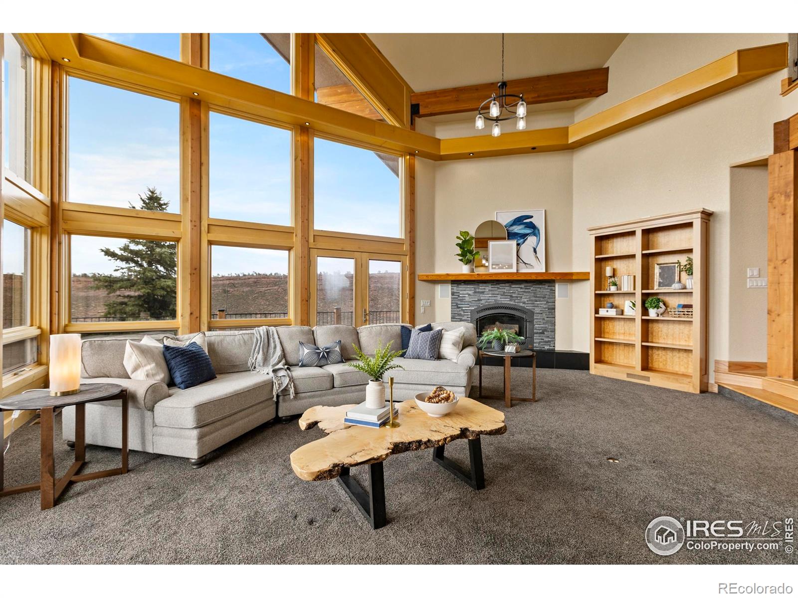 4736 Rim Rock Ridge Road