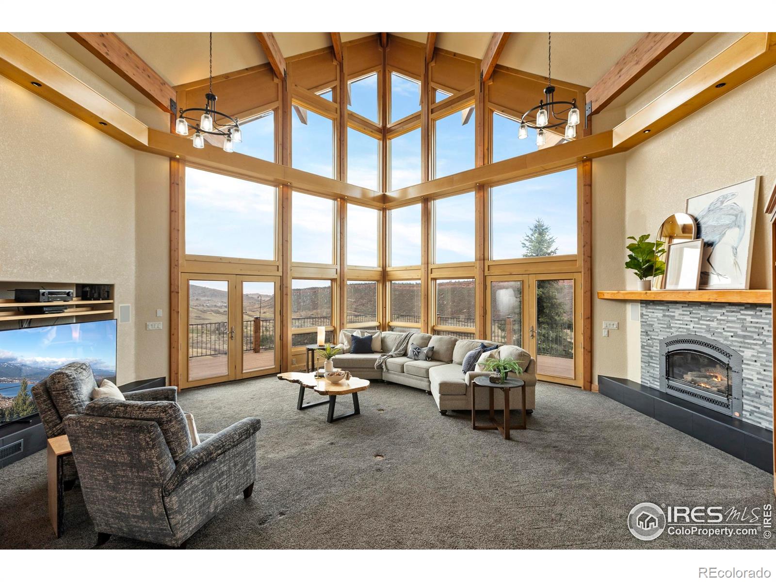 4736 Rim Rock Ridge Road