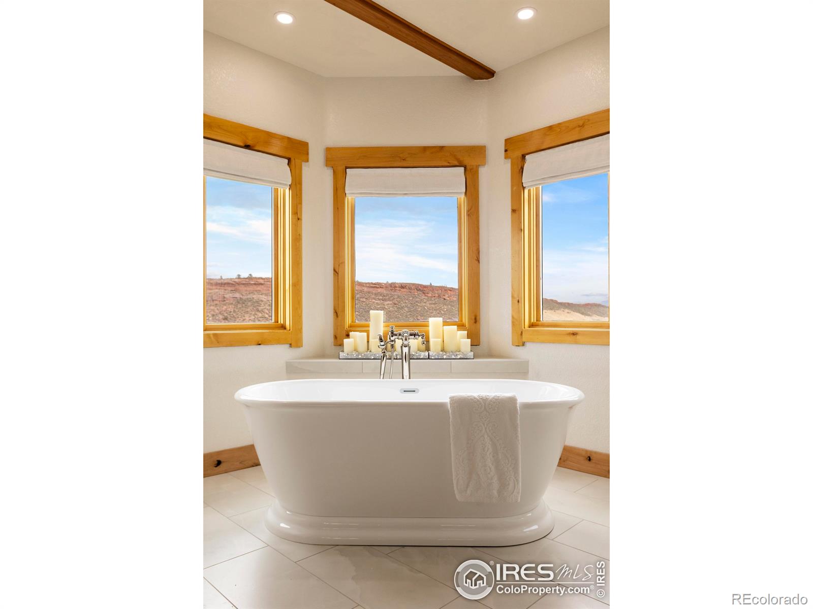 4736 Rim Rock Ridge Road