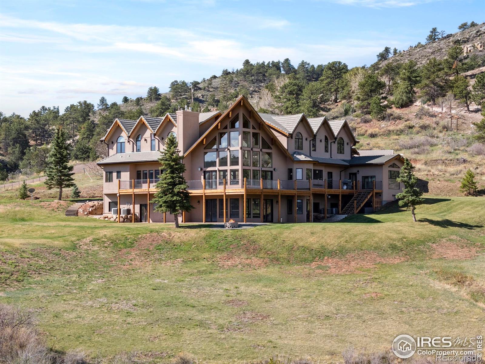 4736 Rim Rock Ridge Road
