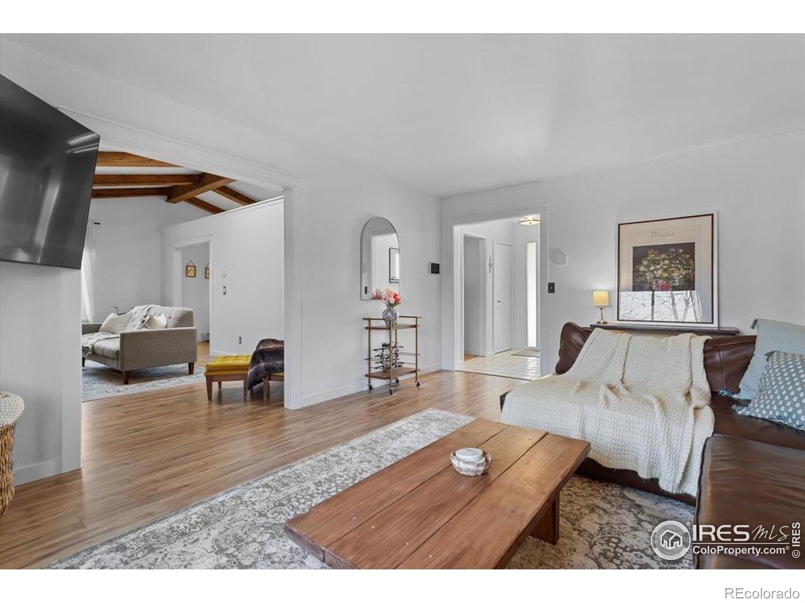 3005 White Oak Court