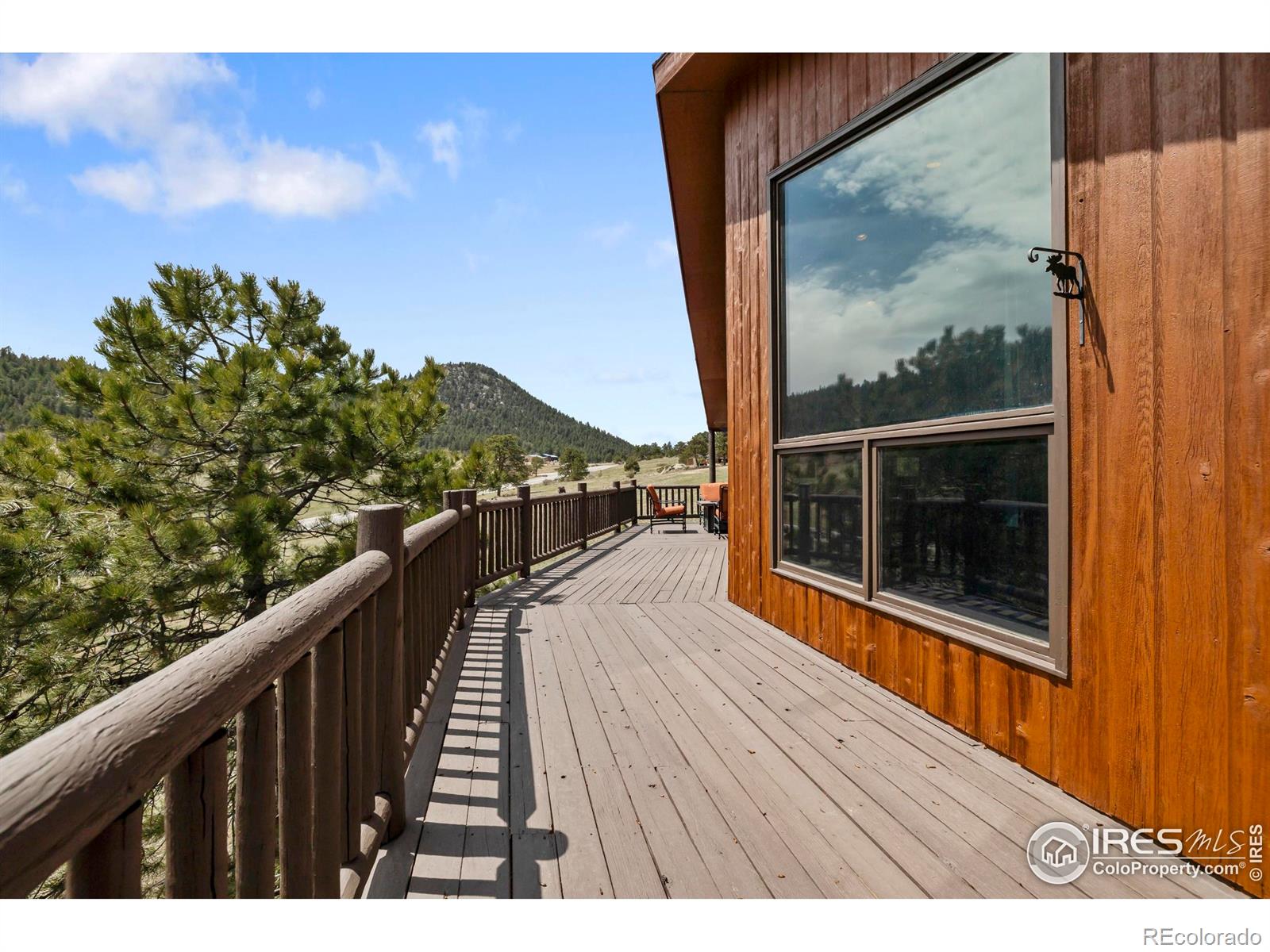 260 Meadowview Drive