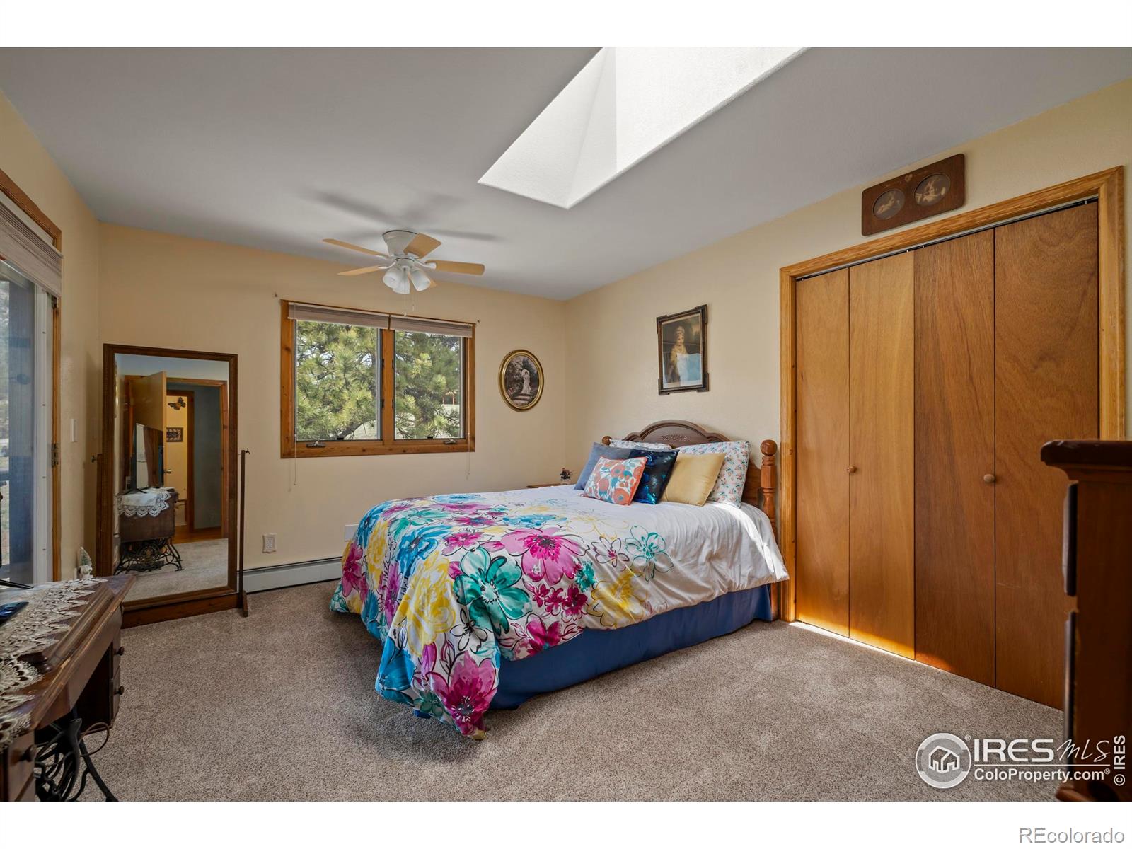 260 Meadowview Drive