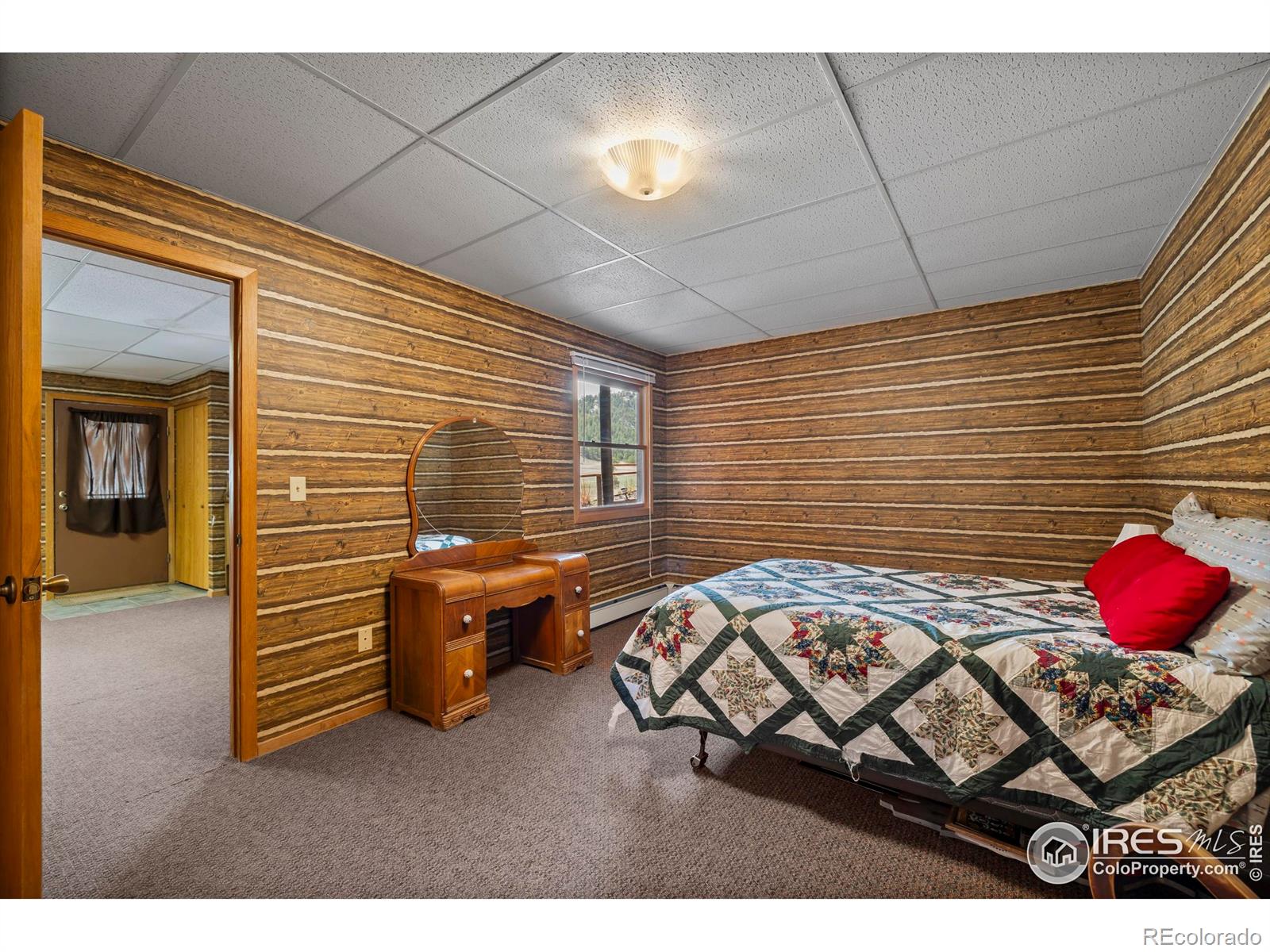 260 Meadowview Drive