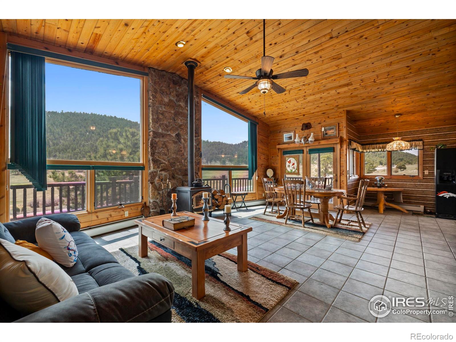 260 Meadowview Drive