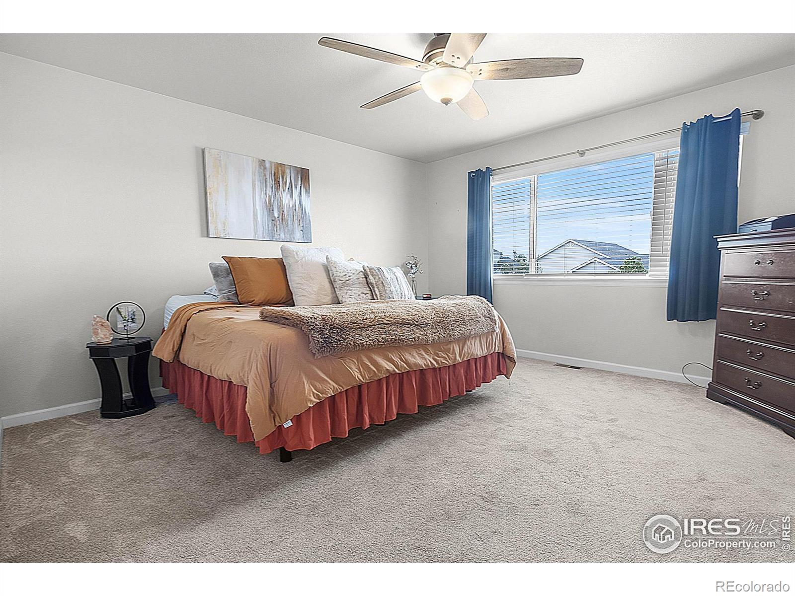 290 Sutherland Drive