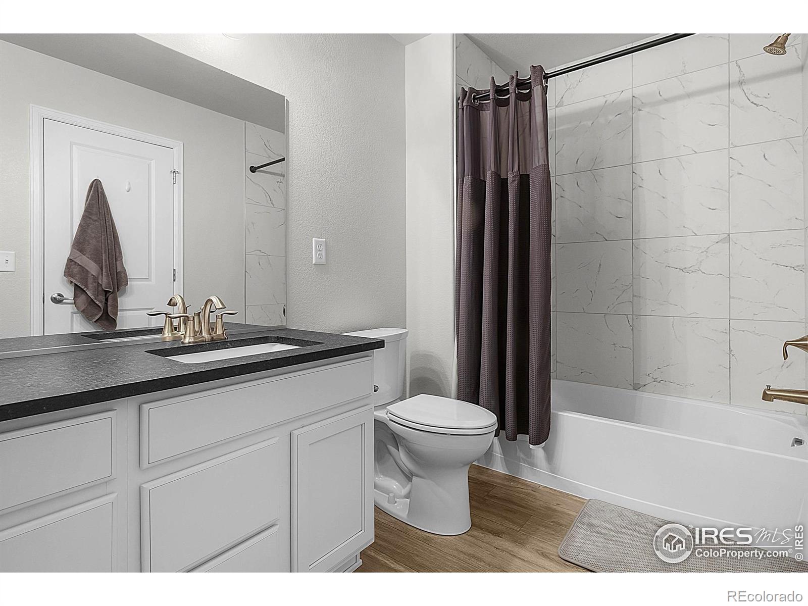 290 Sutherland Drive