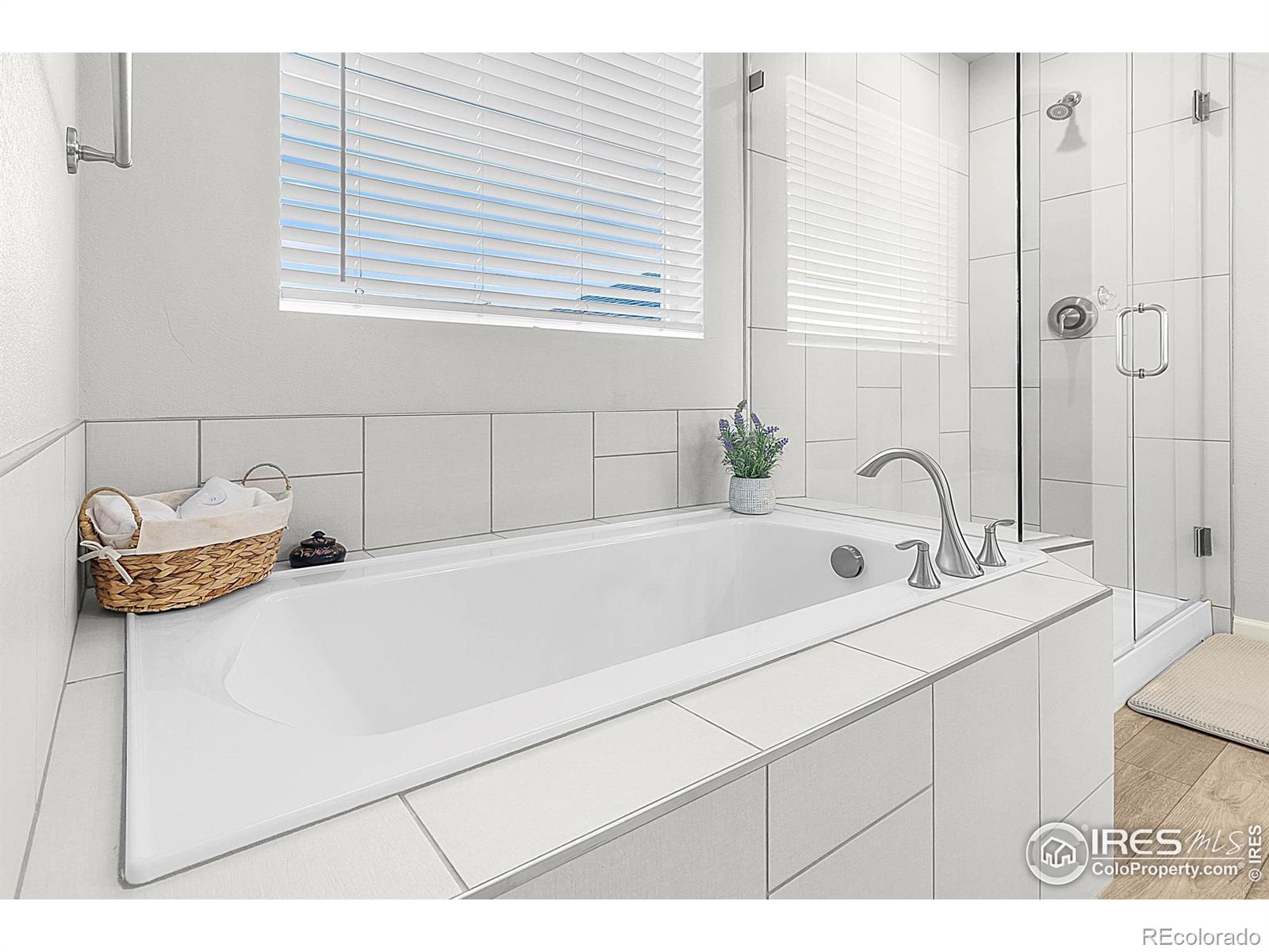 290 Sutherland Drive