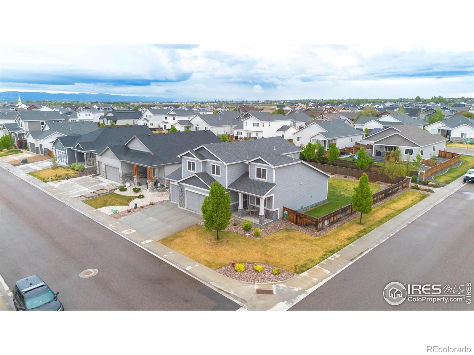 290 Sutherland Drive