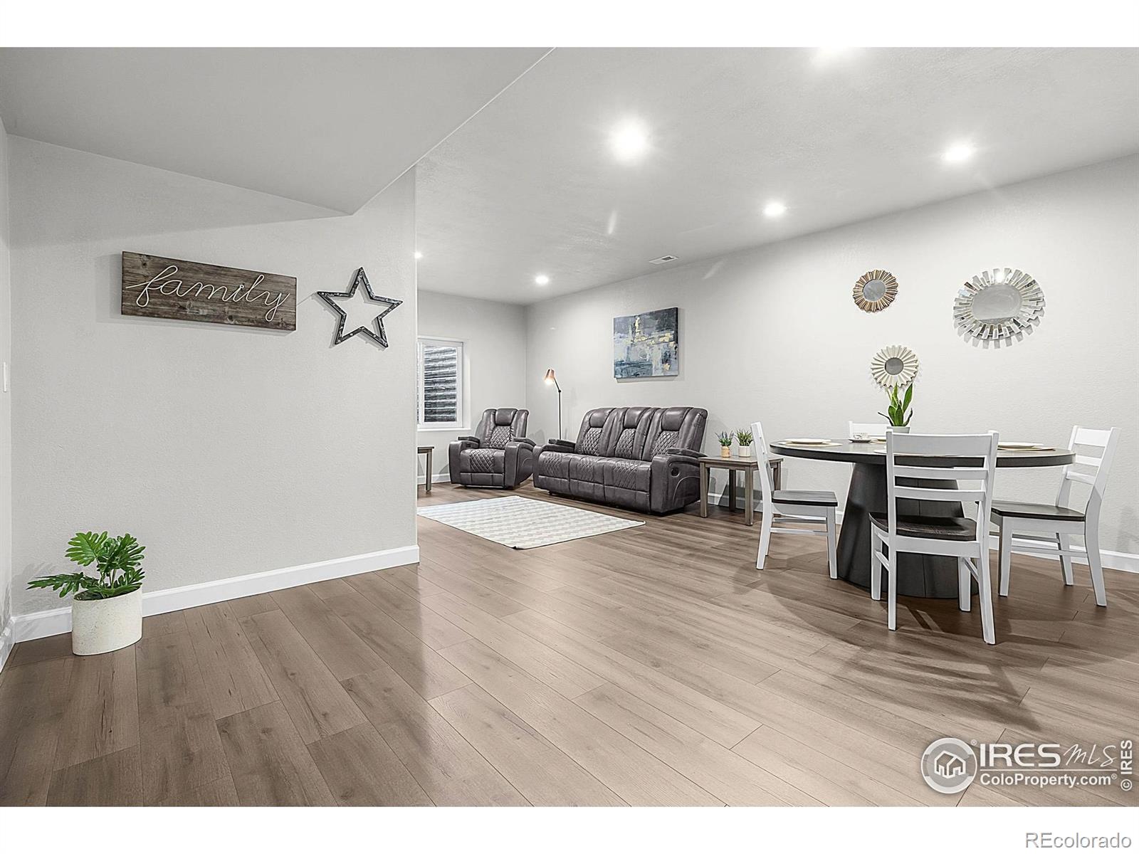 290 Sutherland Drive